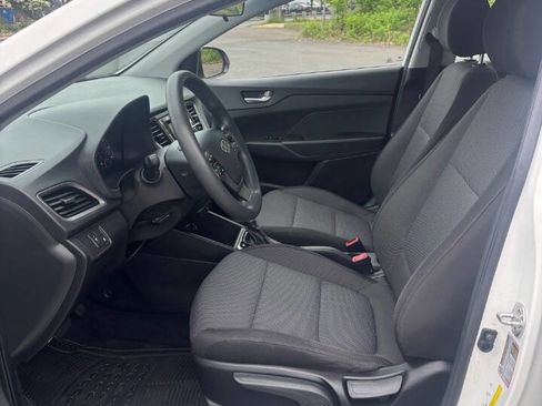 Used 2018 Hyundai Accent SE FWD image 12
