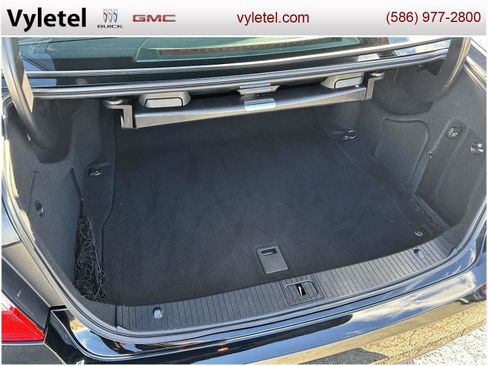 Used 2013 Mercedes-Benz E 350 4MATIC Sedan image 9