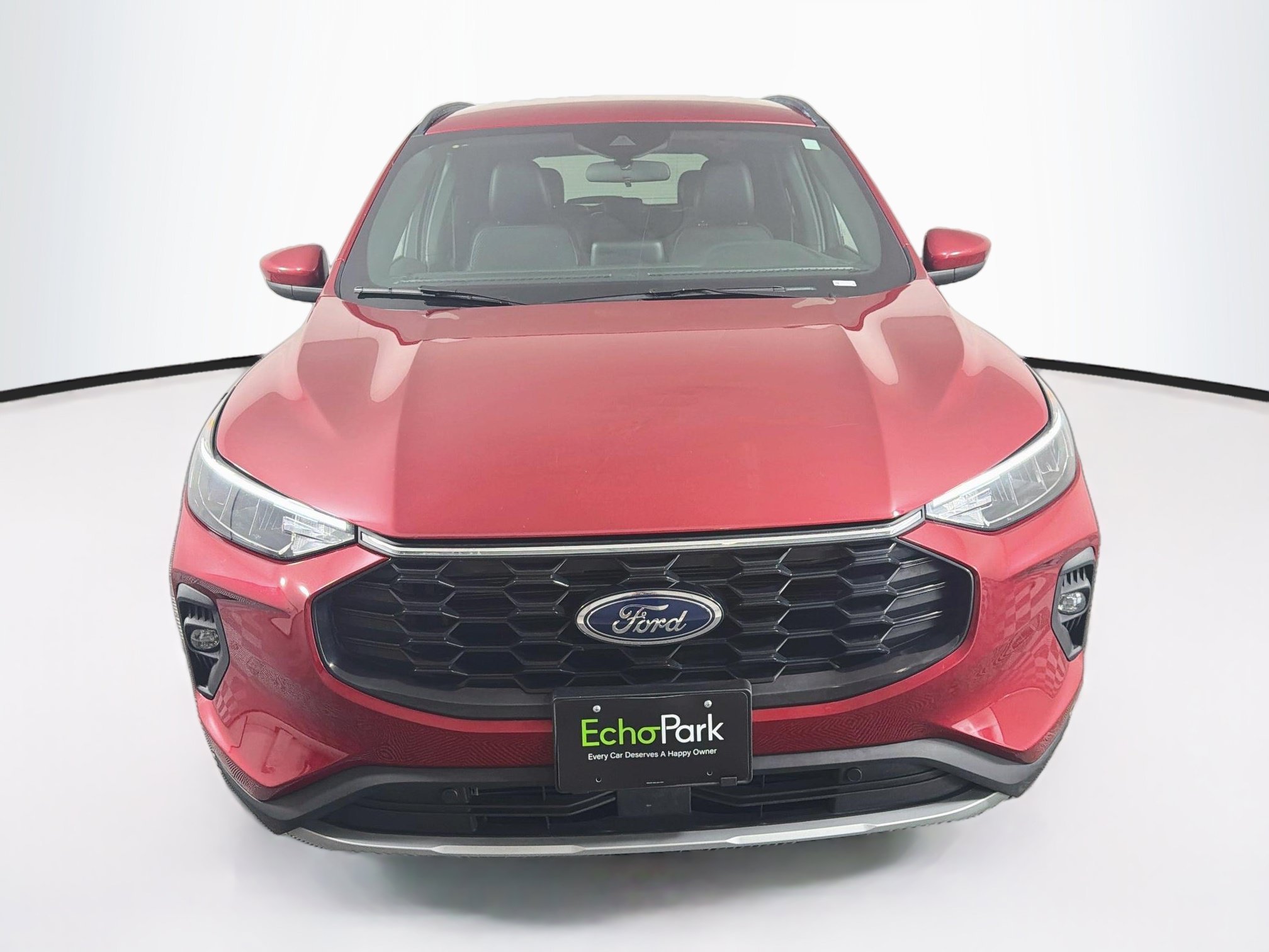 Used 2025 Ford Escape ST-Line Select AWD/4WD image 2