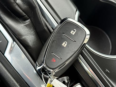 Used 2023 Chevrolet Equinox LS w/ LS Convenience Package image 38