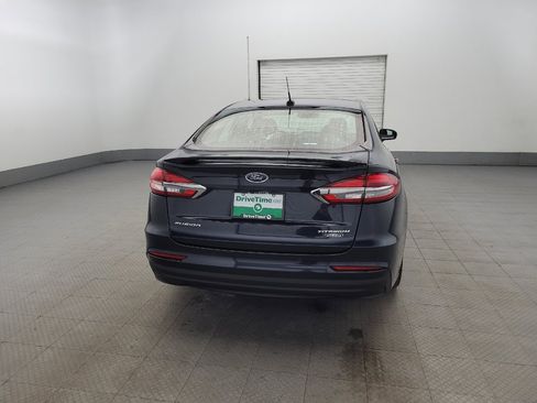 Used 2020 Ford Fusion Energi Titanium image 7