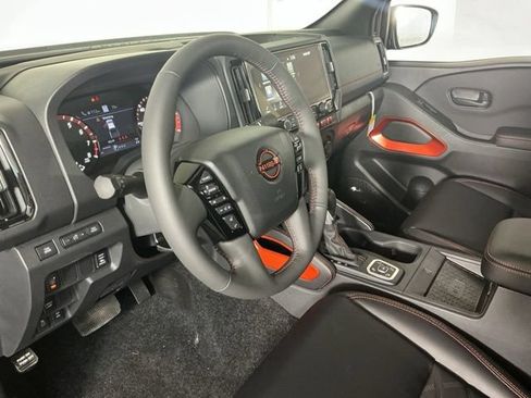 New 2026 Nissan Frontier PRO-4X w/ Pro Premium Package AWD/4WD image 13