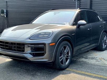 New 2025 Porsche Cayenne Turbo