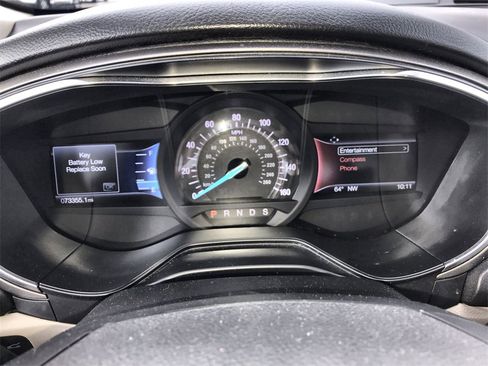 Used 2020 Ford Fusion SE image 15