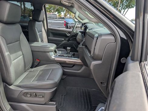 Used 2024 Chevrolet Silverado 1500 LTZ image 16