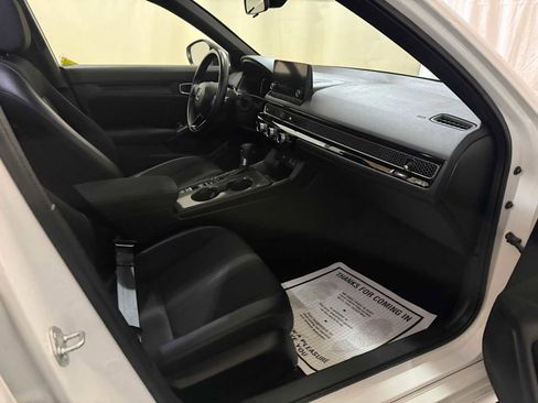 Used 2023 Honda Civic Sport image 27