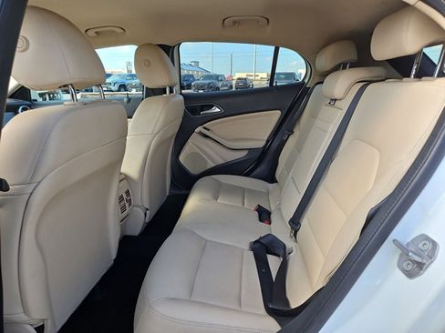 Used 2020 Mercedes-Benz GLA 250 image 18