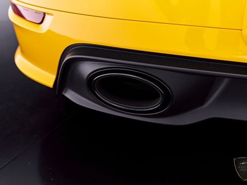 Used 2025 Porsche 911 Carrera RWD image 32