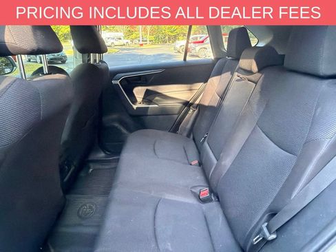 Certified 2025 Toyota RAV4 LE AWD/4WD image 9