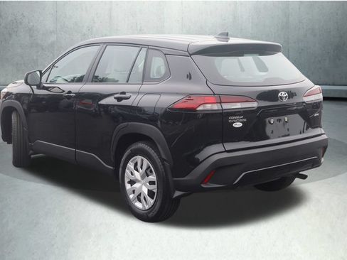 Used 2026 Toyota Corolla Cross L AWD/4WD image 19