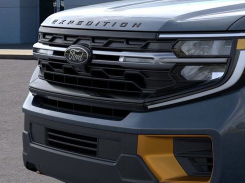 New 2026 Ford Expedition Tremor image 17