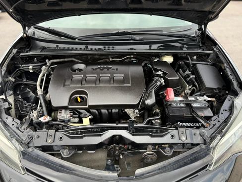 Used 2017 Toyota Corolla LE FWD image 11
