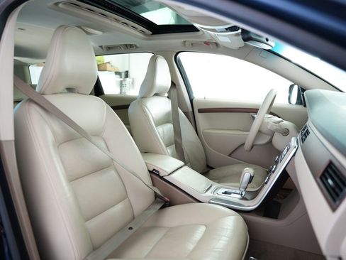 Used 2011 Volvo XC70 3.2 AWD/4WD image 44