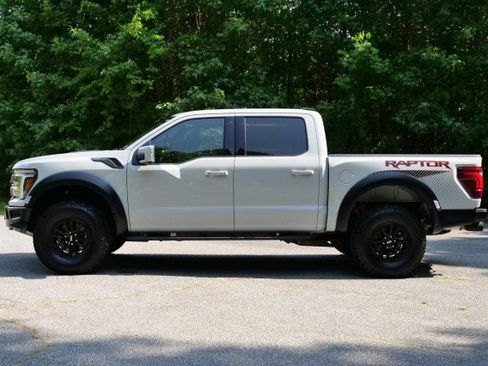 Used 2026 Ford F150 Raptor AWD/4WD image 45