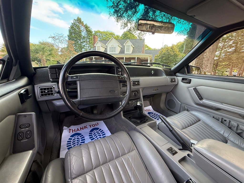 Used 1993 Ford Mustang Cobra RWD image 58