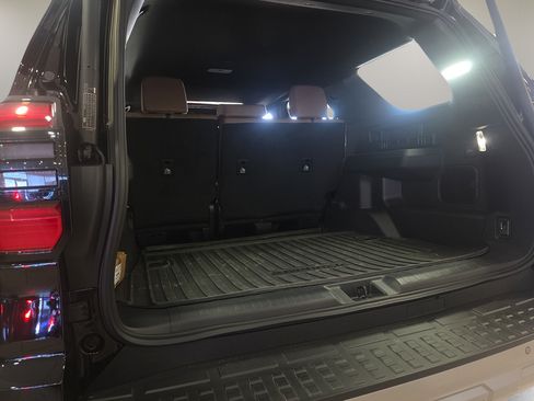 New 2026 Toyota 4Runner Limited AWD/4WD image 12