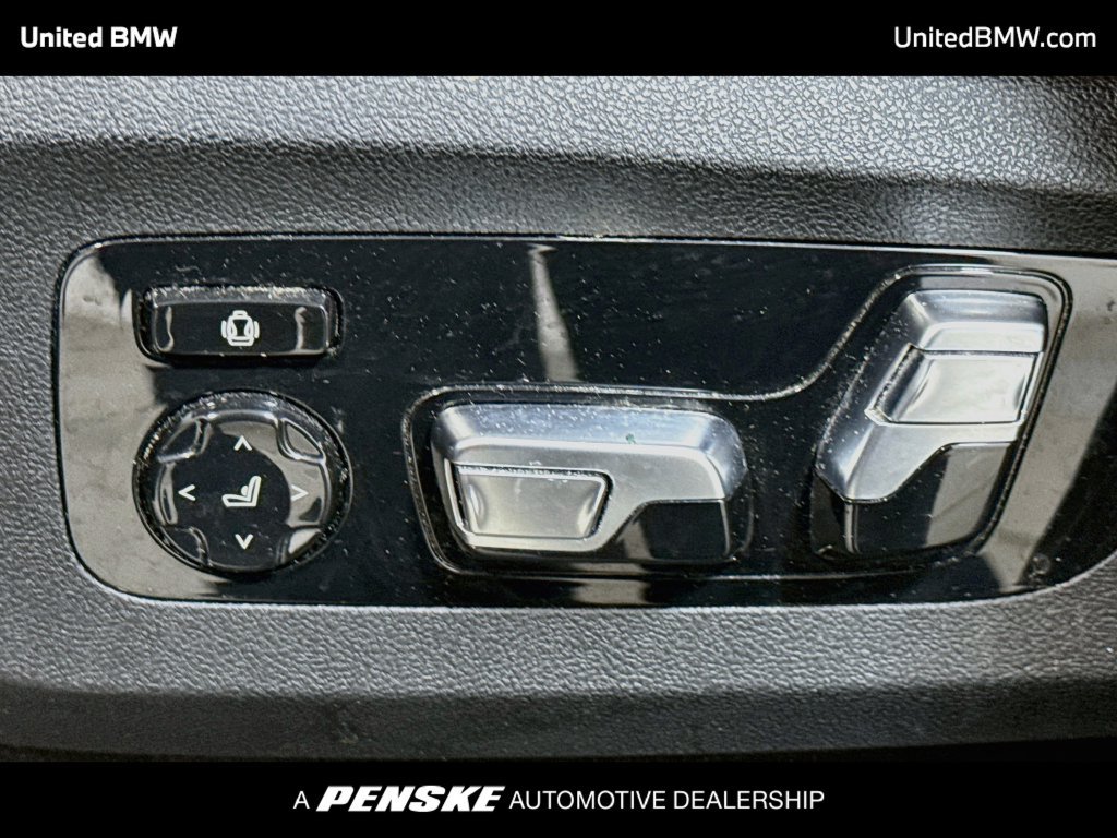 Used 2023 BMW X7 xDrive40i w/ Executive Package AWD/4WD image 11