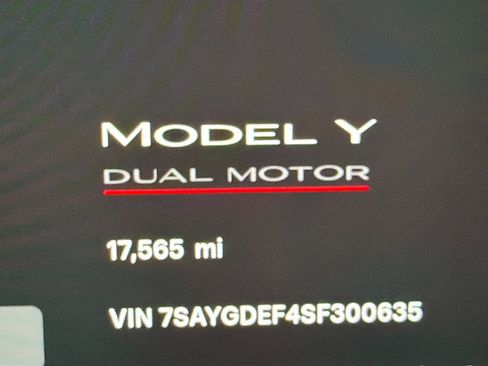 Used 2025 Tesla Model Y Performance AWD/4WD image 18