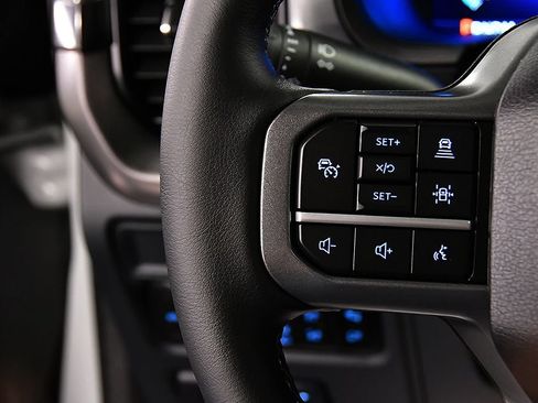 Used 2026 Ford F150 Lariat AWD/4WD image 19