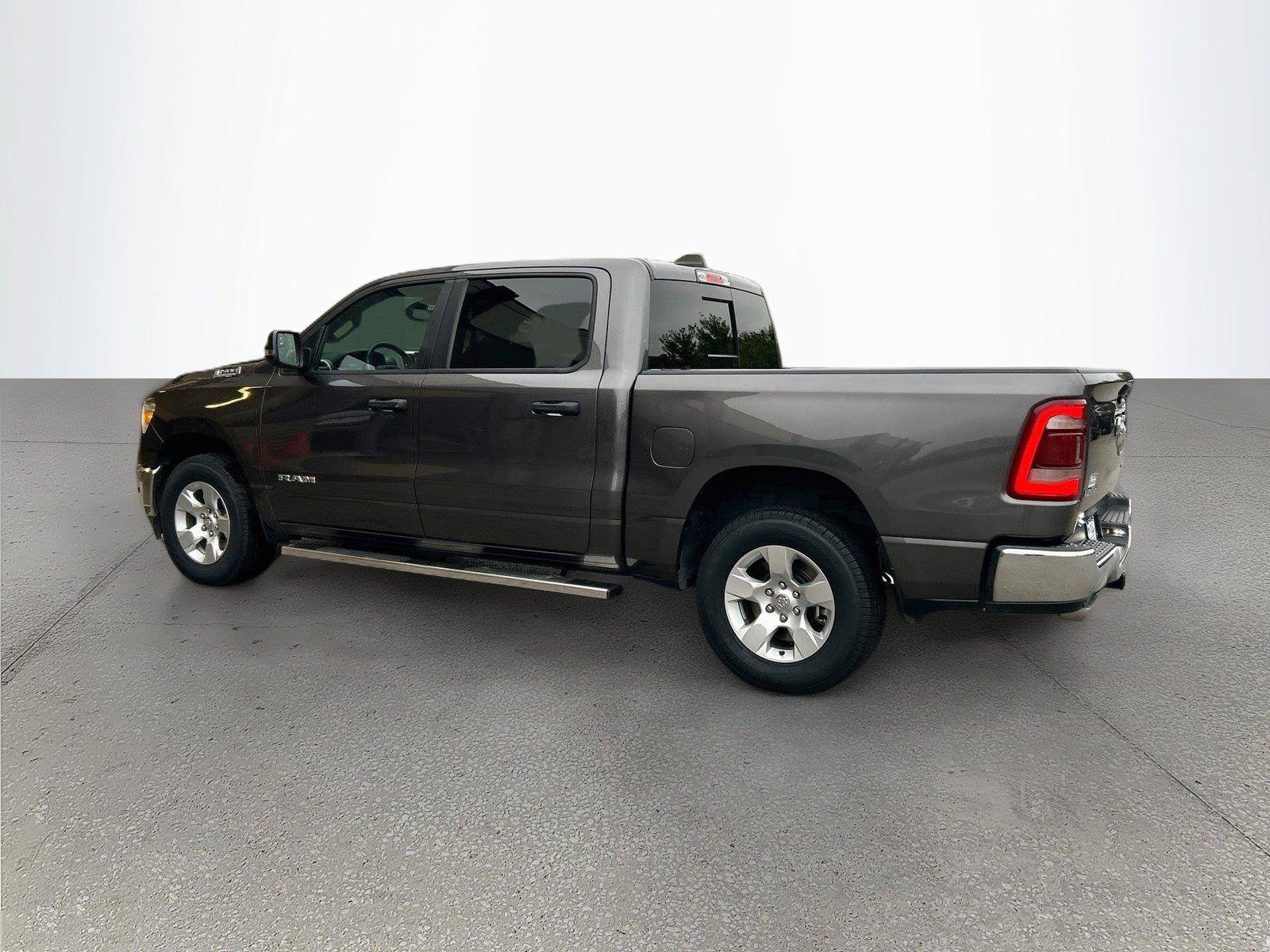 Used 2023 RAM 1500 Big Horn AWD/4WD image 6