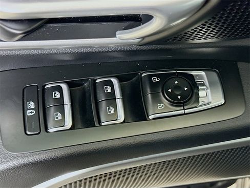 Used 2022 Kia Telluride S image 21