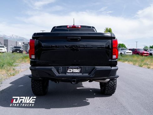 Used 2024 Chevrolet Colorado Z71 image 14