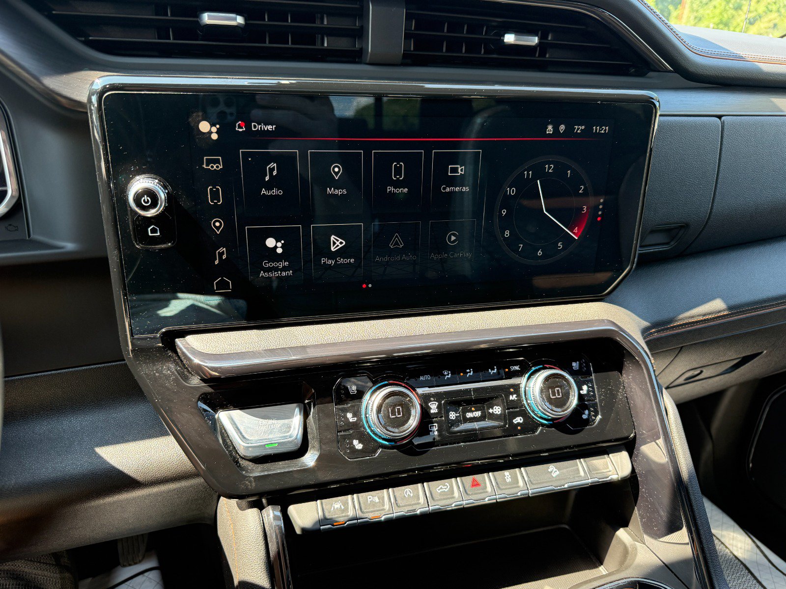 Certified 2024 GMC Sierra 1500 AT4 w/ AT4 Preferred Package AWD/4WD image 33
