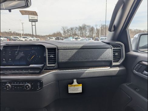 New 2026 Chevrolet Silverado 1500 LT image 4