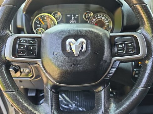 Used 2019 RAM 2500 Tradesman w/ Chrome Appearance Group AWD/4WD image 12