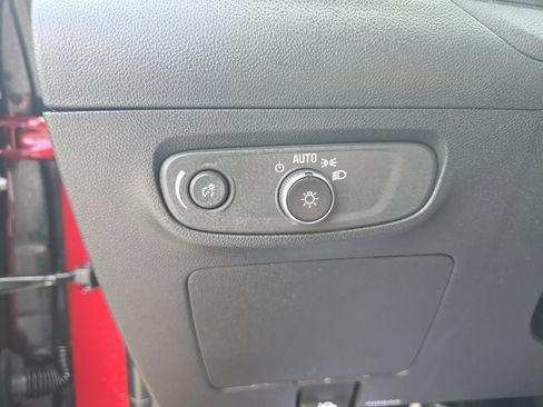 Used 2024 Buick Encore GX Preferred FWD image 24