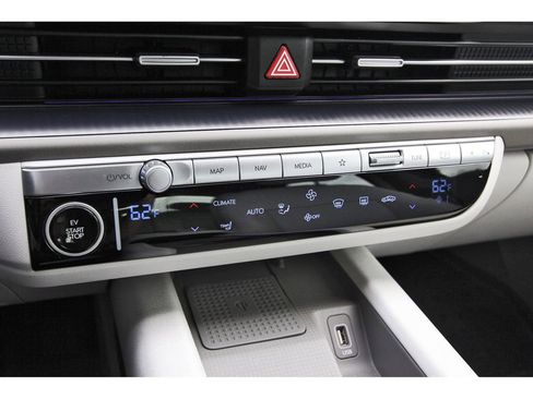 Certified 2023 Hyundai Ioniq 6 SEL image 29