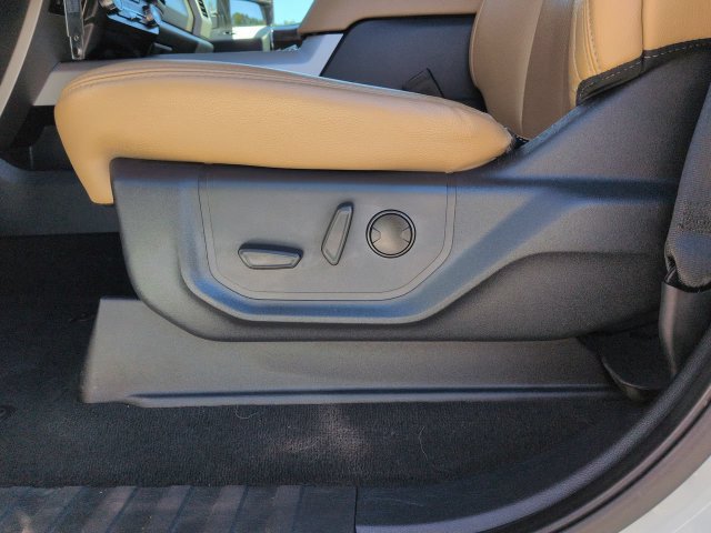 Certified 2022 Ford F350 Lariat w/ Lariat Value Package AWD/4WD image 24