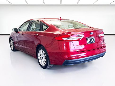 Used 2019 Ford Fusion SE image 6