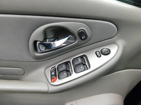 Used 2006 Chevrolet Malibu LT FWD image 15
