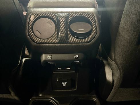 Used 2020 Jeep Gladiator Rubicon image 25