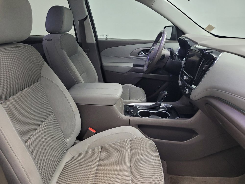Used 2019 Chevrolet Traverse LT FWD image 21