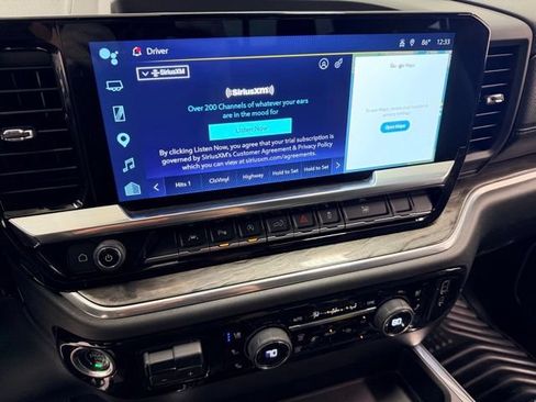 Certified 2022 Chevrolet Silverado 1500 LTZ w/ Technology Package AWD/4WD image 13