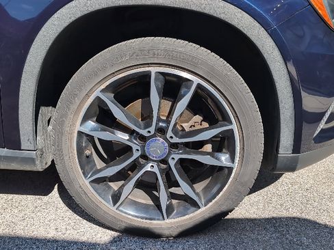 Used 2017 Mercedes-Benz GLA 250 4MATIC image 14