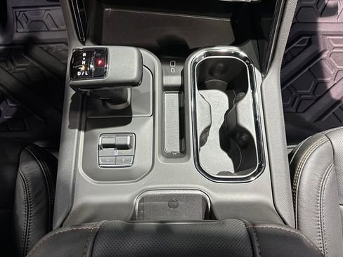 New 2025 GMC Sierra 1500 AT4 w/ Technology Package image 23