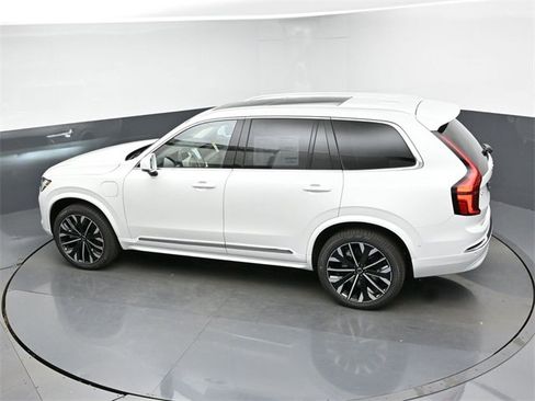 New 2026 Volvo XC90 T8 Ultra image 48