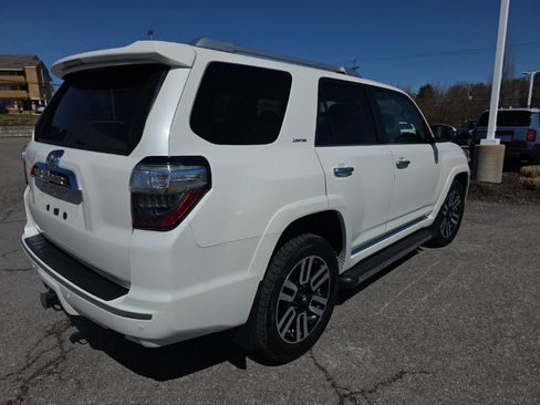 Used 2017 Toyota 4Runner Limited image 7