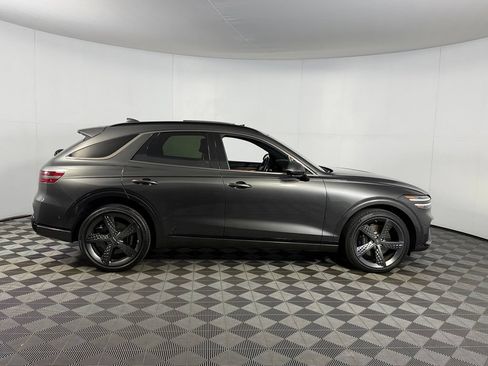 Used 2024 Genesis GV70 3.5T Sport w/ Sport Prestige Package AWD/4WD image 6