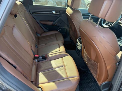Used 2019 Audi Q5 Prestige w/ Prestige Package AWD/4WD image 11