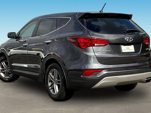 Used 2018 Hyundai Santa Fe Sport FWD image 4