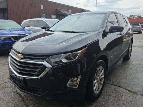Used 2020 Chevrolet Equinox LS w/ LS Convenience Package FWD image 1