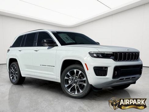 New 2025 Jeep Grand Cherokee Overland w/ Adv Protech Group III AWD/4WD image 2