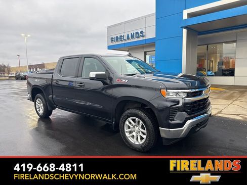 Certified 2023 Chevrolet Silverado 1500 LT w/ Z71 Off-Road Package image 1