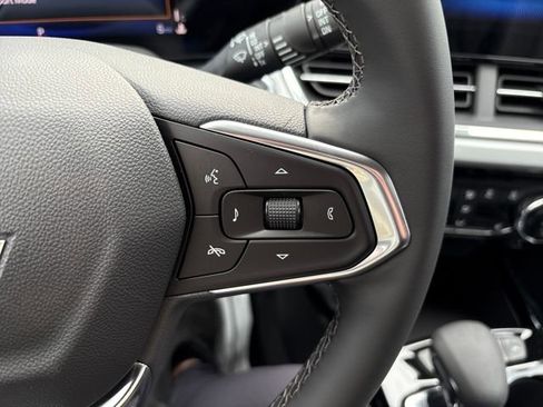 New 2026 Chevrolet Trax LT w/ Midnight Edition image 12