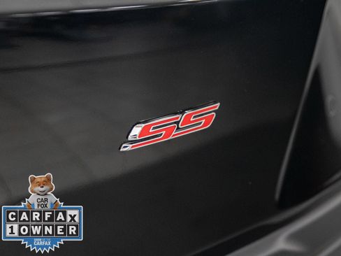 Used 2018 Chevrolet Camaro SS RWD image 24