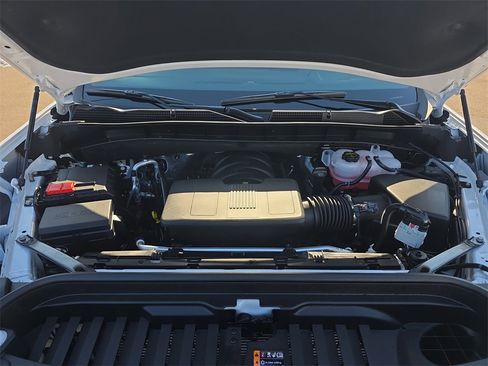 New 2026 GMC Sierra 1500 SLE image 32